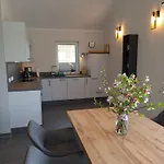 Watt'n Blick - Hundefreundliches Mit Ausblick Ueber Wiesen Bis Zum Deich