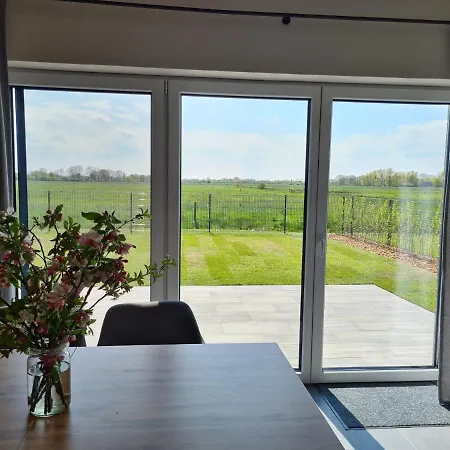 Watt'n Blick - Hundefreundliches Mit Ausblick Ueber Wiesen Bis Zum Deich * Schweiburg