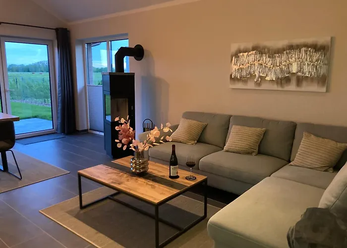 Watt'n Blick - Hundefreundliches Mit Ausblick Ueber Wiesen Bis Zum Deich